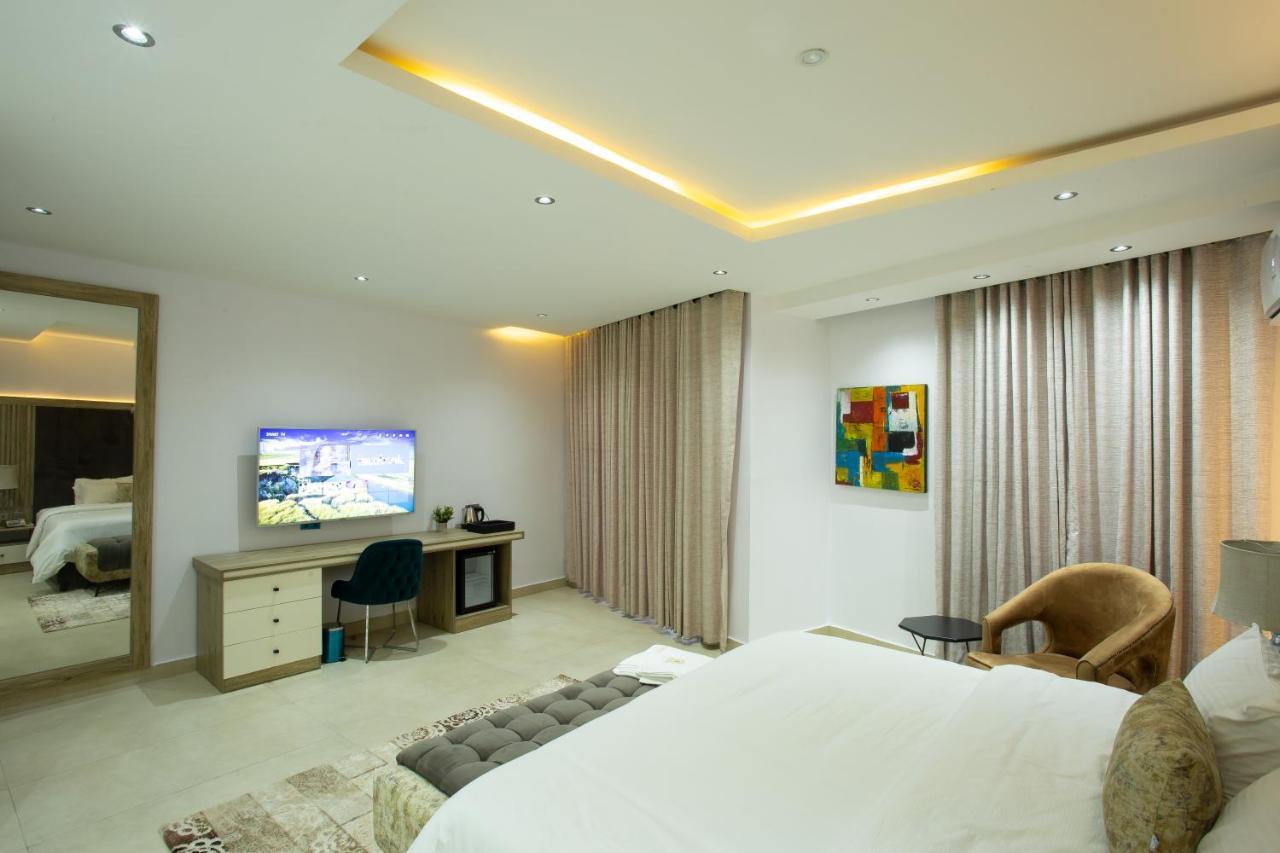 De Manchy Hotels & Suites Ibadan Esterno foto